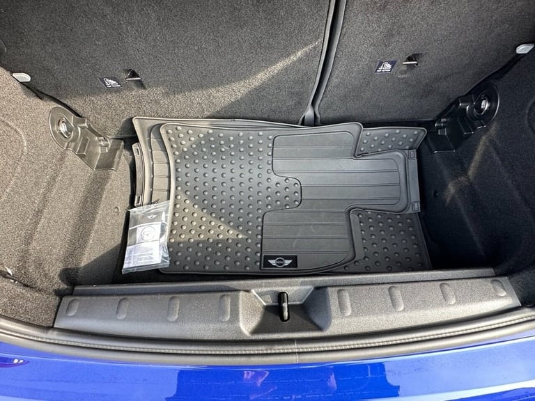 2018 MINI Hatch 2.0 Cooper S Hatchback 3dr Petrol Steptronic Euro 6 (s/s) (192 ps) Hatchback Petr...