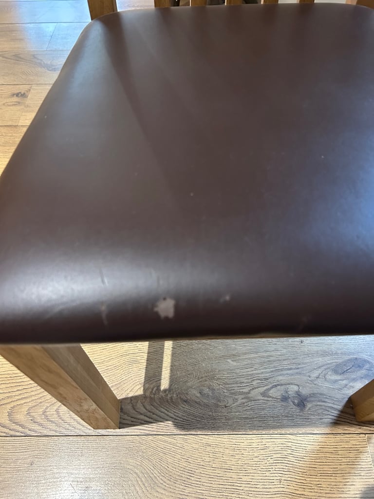 6 Wooden dining room chairs 
