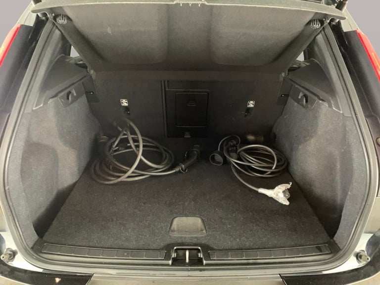 2022 Volvo XC40 170kW Recharge Core 69kWh 5dr Auto ESTATE ELECTRIC Automatic