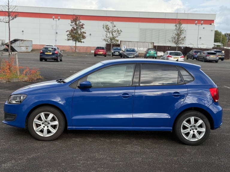 2011 Volkswagen Polo 1.4 SE 5dr HATCHBACK Petrol Manual