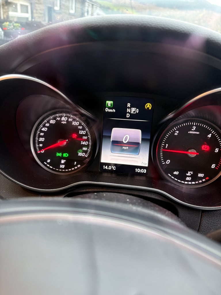 Mercedes-Benz, C CLASS, Saloon, 2014, Semi-Auto, 2143 (cc), 4 doors