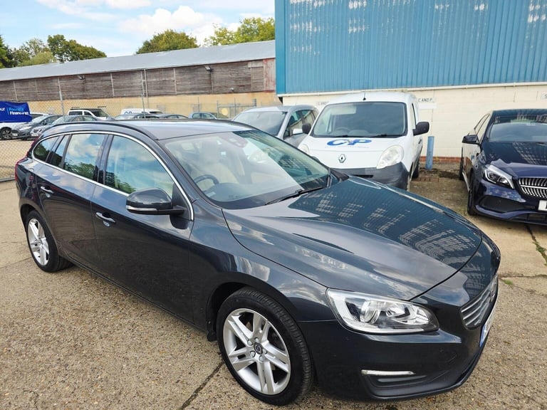 VOLVO V60 2.0 D2 SE Nav Euro 6 (s/s) 5dr 2017