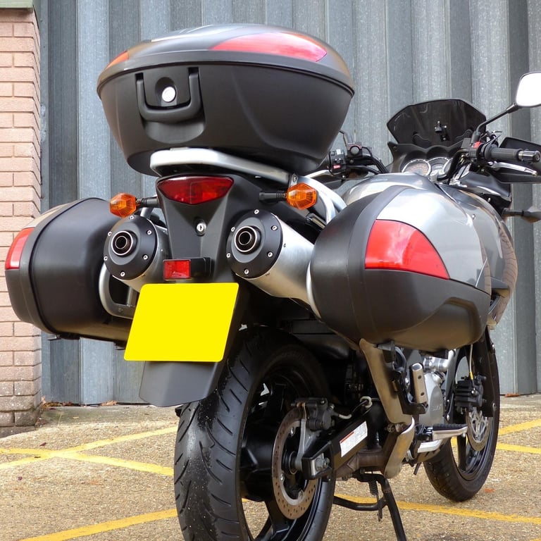 2007 SUZUKI DL1000 K6 GT V-STROM – A COMFORTABLE, RELIABLE ONE OWNER MOTORCYCLE.
