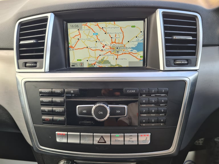 2014 Mercedes-Benz M-Class ML250 CDi BlueTEC AMG Line 5dr Auto F.S.H BY MERC ULEZ FREE ESTATE Die...