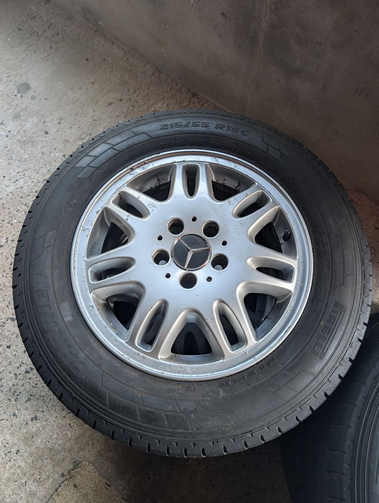Mercedes Benz alloys & tyres