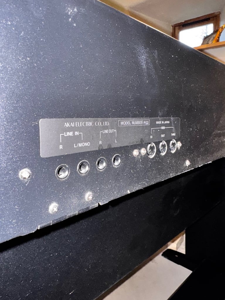 Akai pg2 88 key hammer action stage piano