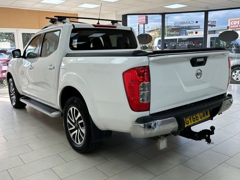 2016 Nissan Navara 2.3 dCi Tekna Pickup Double Cab 4dr Diesel Auto 4WD Euro 6 (190 ps) PICKUP Die...