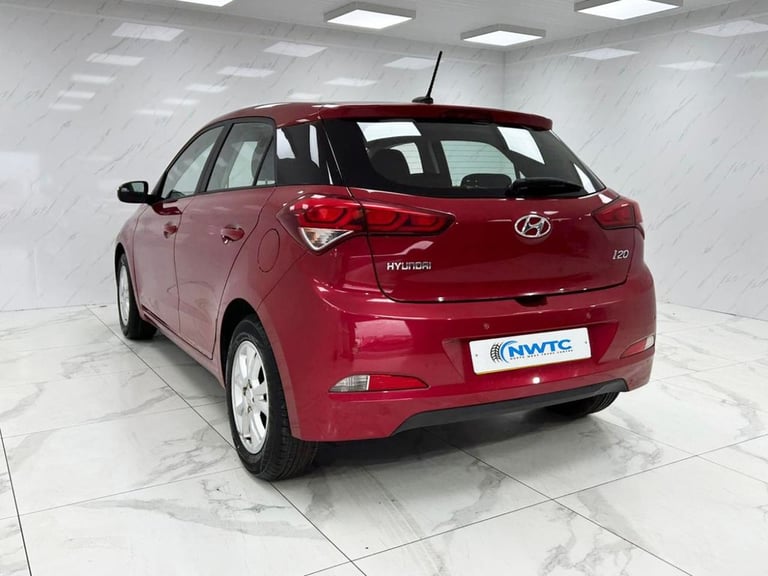 2016 Hyundai i20 1.2 SE Hatchback 5dr Petrol Manual Euro 6 (84 ps) F/S/H! 1 FORMER OWNER Hatchbac...