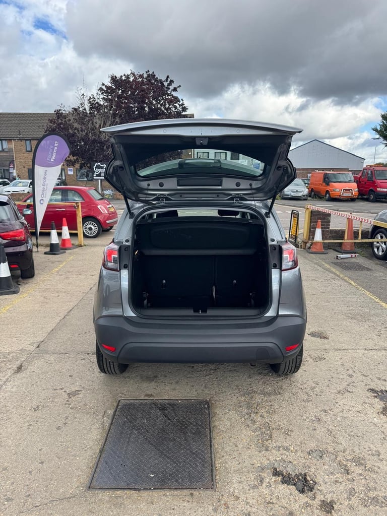 2019 Vauxhall Crossland X 1.2 SE Euro 6 5dr HATCHBACK Petrol Manual