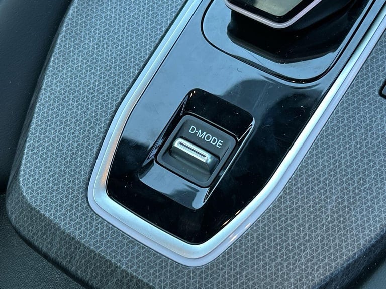 2025 Nissan Qashqai 1.5 h e-POWER Tekna Auto Euro 6 (s/s) 5dr SUV PETROL/ELECTRIC Automatic