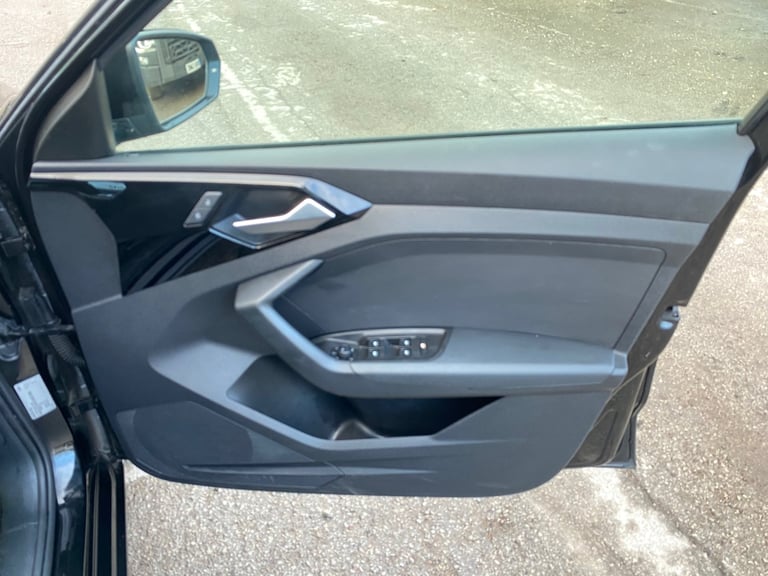 2020 AUDI A1 TECHNIC 30 TFSI S-A 1.0 AUTO S TRONIC DAMAGED SALVAGE REPAIRED