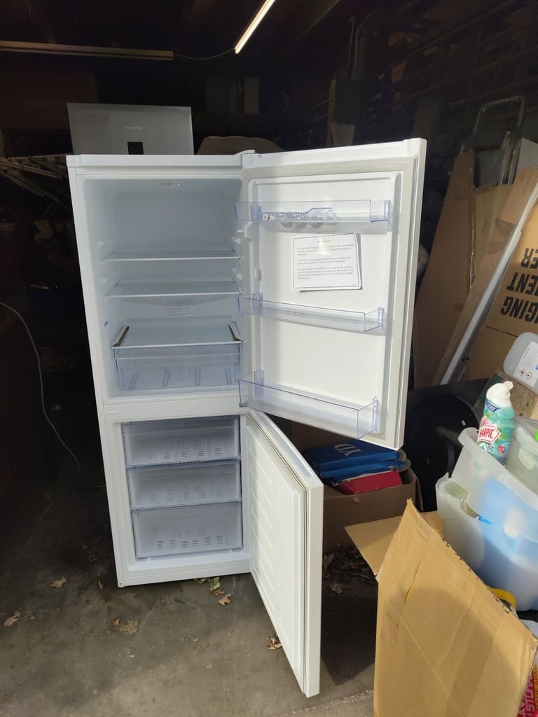 image for Beko fridge freezer in good condition 
