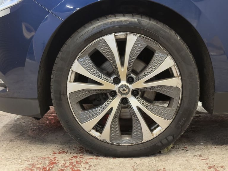 2019 Renault Grand Scenic 1.7 Blue dCi Signature MPV 5dr Diesel Manual Euro 6 (s/s) (120 ps) MPV ...