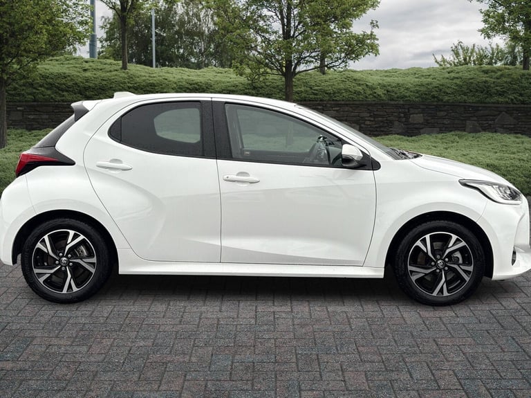 2024 Toyota Yaris 1.5 Hybrid Design 5dr CVT Hatchback Hybrid Automatic