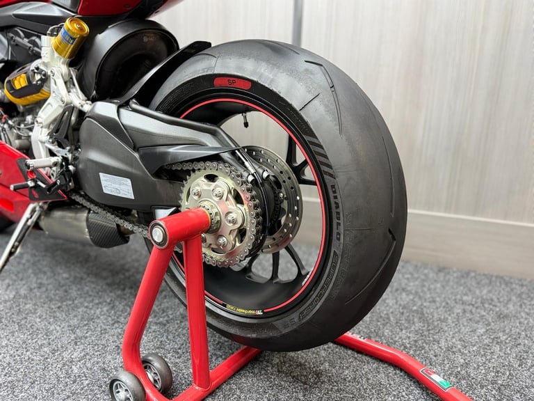 2015 15 Ducati Panigale 1299 S 1299 ABS - ++EXTRAS  **DESMO SERVICE DONE** 