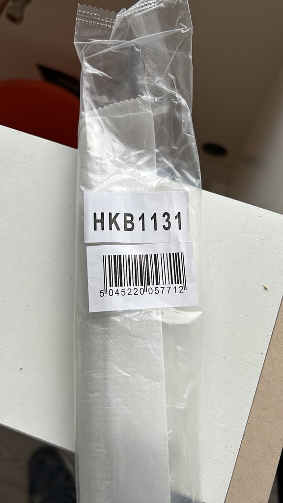 Howdens Brand New T Bar Stainless Steel Effect 