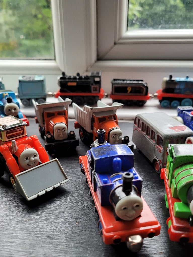 Take Along Thomas & Friends Bundle Includes Sets, Track, Diecast Trains & Friends