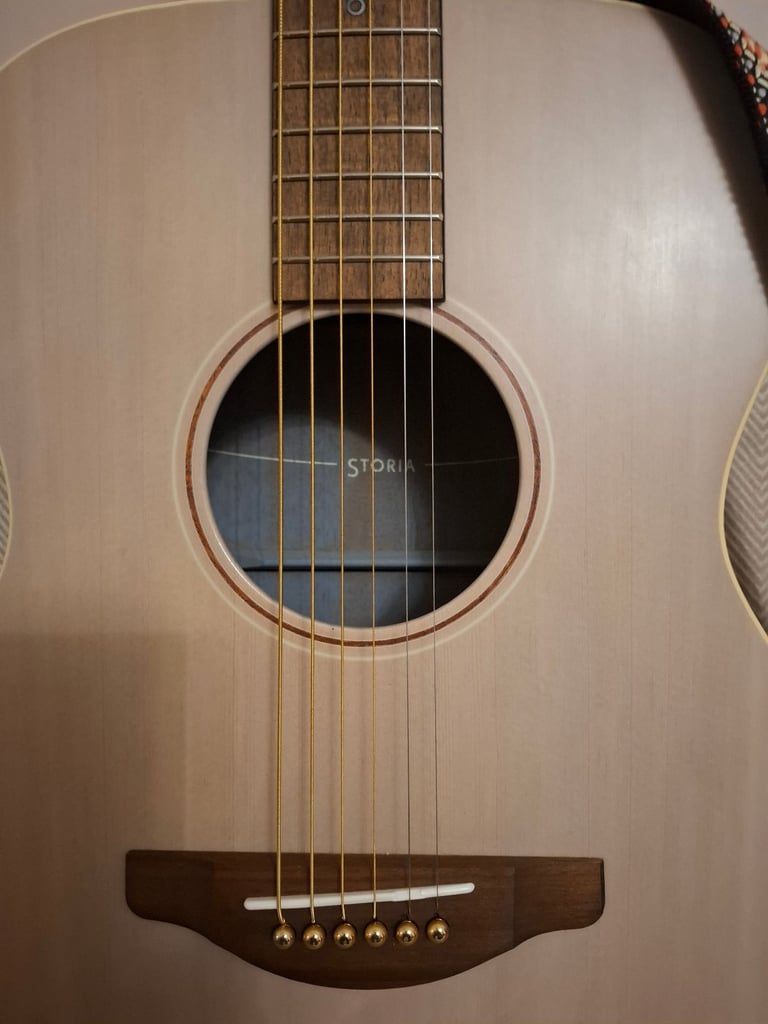 Yamaha Storia 1 Electro Acoustic Guitar