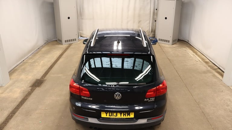 2013 Volkswagen Tiguan 2013 2.0 TDi BlueMotion Tech SE 5dr 4X4  DSG AUTO BLACK SERVICE HISTORY ES...