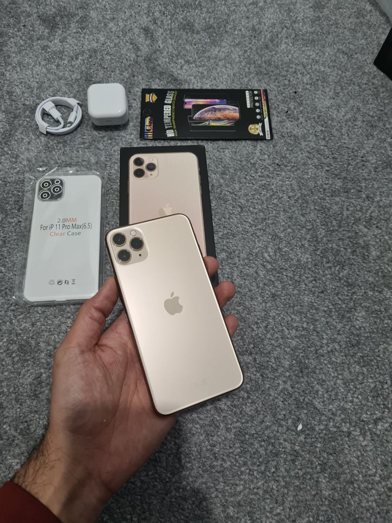 Iphone 11 Pro Max Bundle 87% Batt 64GB Unlocked Gold Warranty 