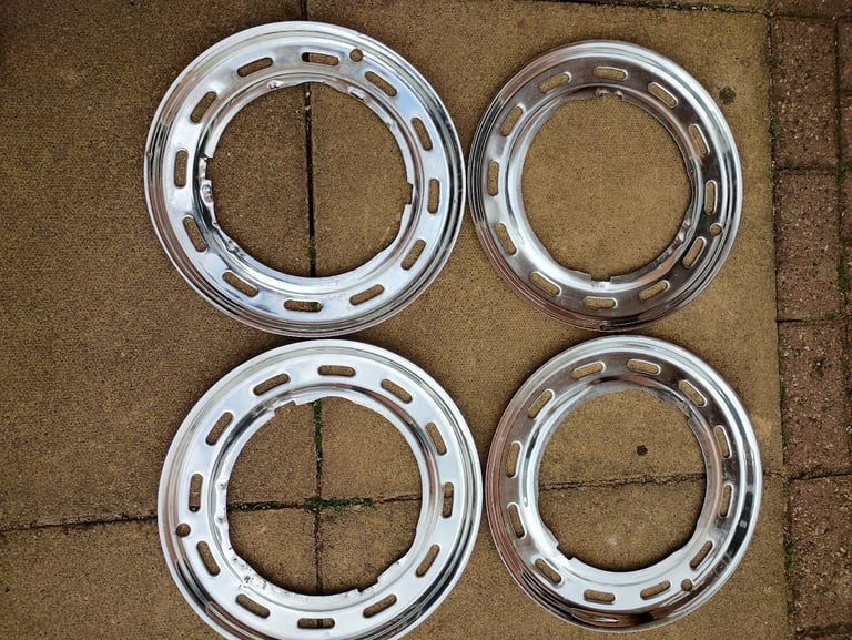 image for CLASSIC CAR WHEEL TRIM RINGS ALLOY 14inch