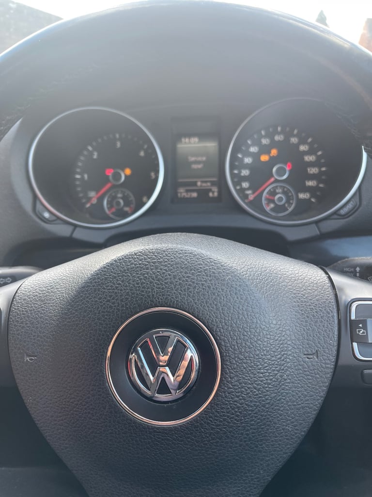 Volkswagen, GOLF, Hatchback, 2011, Manual, 1598 (cc), 5 doors