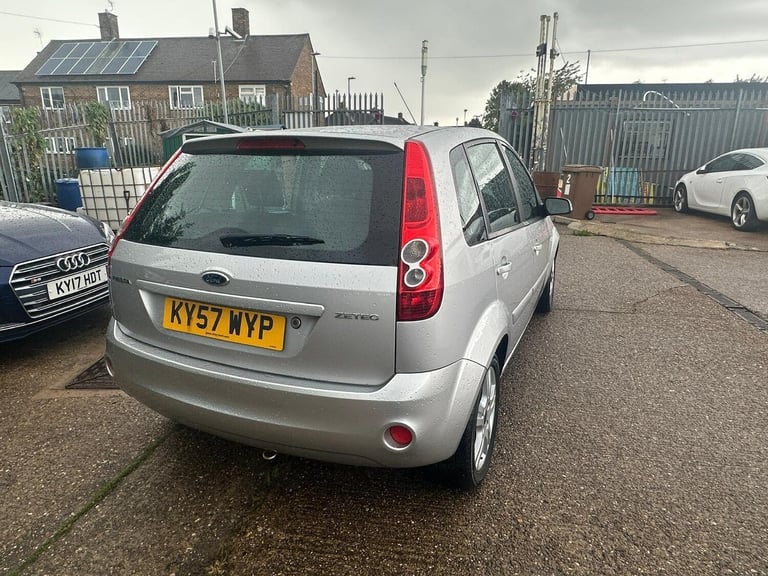 Ford Fiesta 1.4 Zetec Climate 5dr Petrol Manual - Image 12