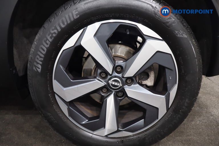 2022 Nissan Qashqai 1.3 DiG-T MH N-Connecta 5dr SUV Petrol Manual