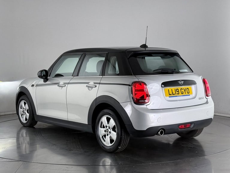 2019 MINI Hatch 1.5 Cooper Classic Euro 6 (s/s) 5dr Hatchback Petrol Manual