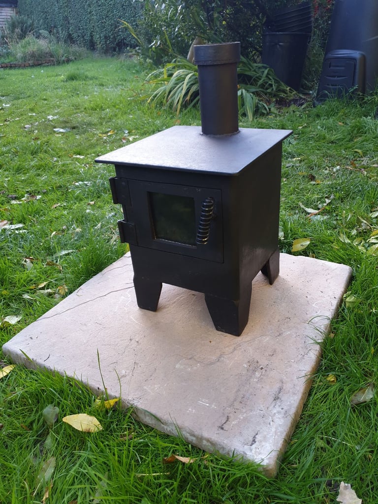 Small wood stove - For shed / boat / van - Good condition