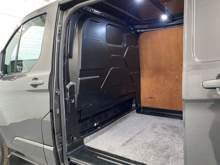 2021 Ford Transit Custom 2.0 280 EcoBlue Limited L1 H1 Euro 6 (s/s) 5dr PANEL VAN Diesel Manual