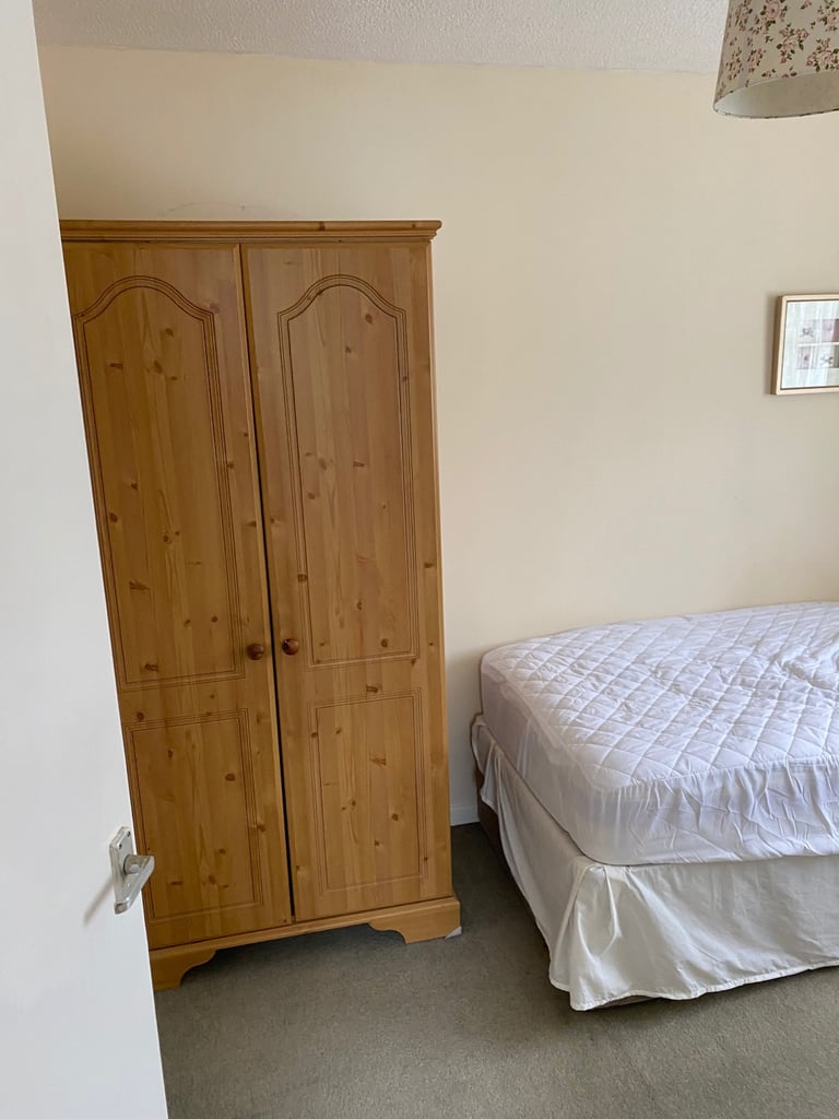 Two bed Semi Quiet Cul de Sac Close to Ashburys Train Station Off Textile Street Manchester 12 