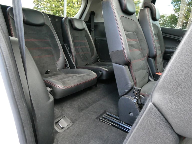 2.2 TDCi 200 Titanium X Sport 5dr *12 SERVICES +PAN ROOF +CRUISE +BTOOTH*