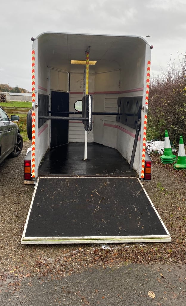 Wessex Olympian Double Horse Trailer