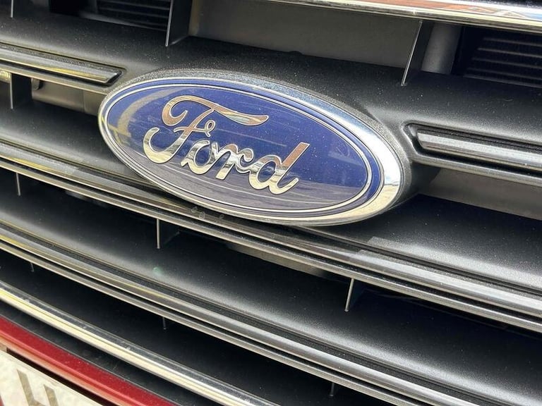 2022 Ford Transit Custom 320 Limited Lr Dciv P/V 2.0 Panel Van Automatic Diesel 2.0 Crew Van Auto...