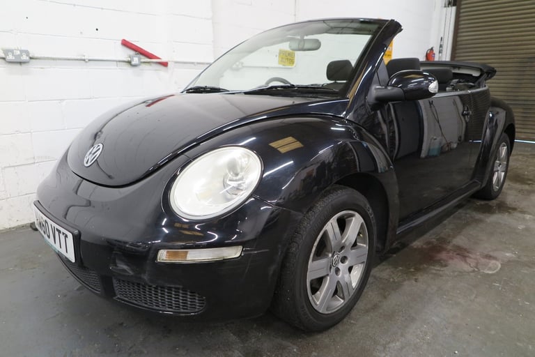 2011 Volkswagen Beetle 1.6 Sola 2dr CONVERTIBLE Petrol Manual