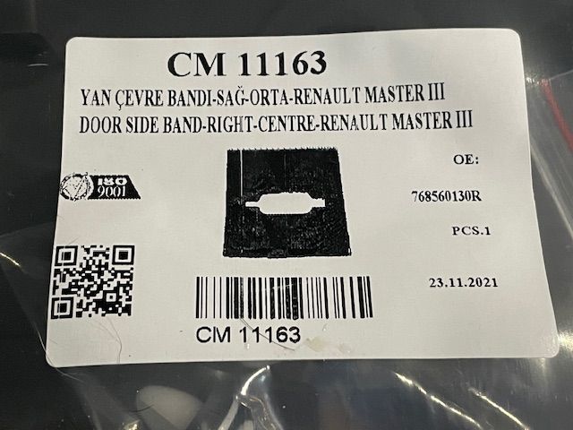 Renault Master III 768570130R Door Moulding Panel Strips - Front And Rear Right 