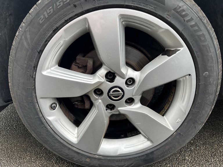 NISSAN QASHQAI 1.2 DIG-T n-tec Silver Manual Petrol 2015