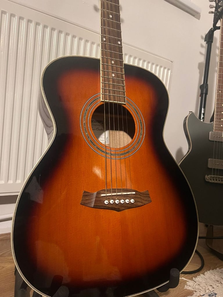 image for Tanglewood Discovery Deluxe Acoustic Guitar –(model DBT DLXF TSB)