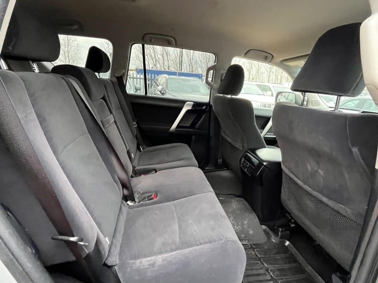 2022 Toyota Land Cruiser 2.8D Active Auto 4WD Euro 6 (s/s) 5dr (7 Seat) ESTATE Diesel Automatic