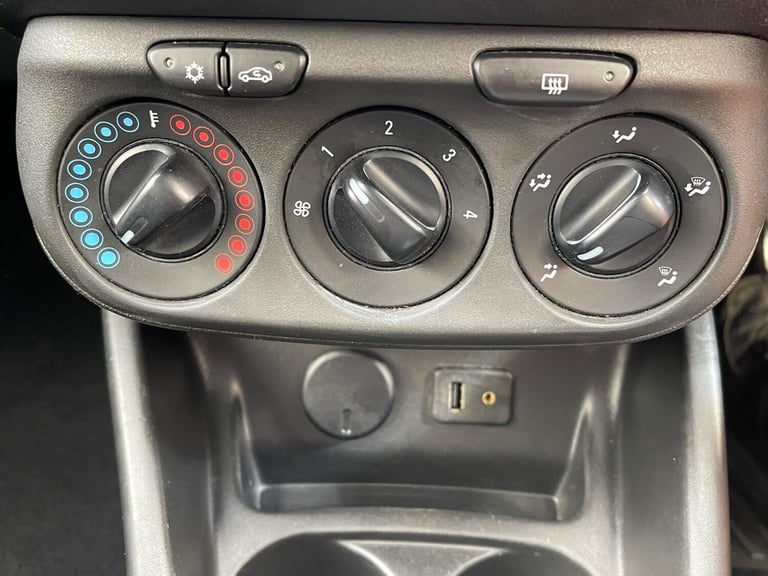 2015 Vauxhall Corsa 1.4i ecoTEC Limited Edition Euro 6 3dr HATCHBACK Petrol Manual