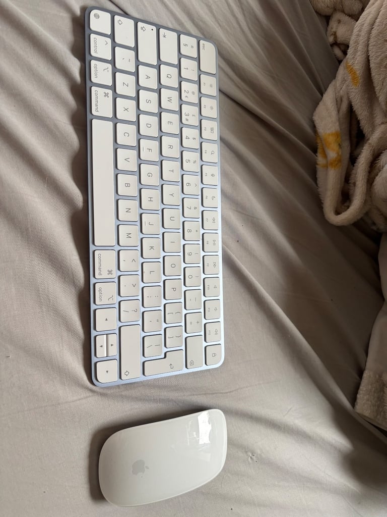 image for Blue Apple Magic keyboard and mouse USB C