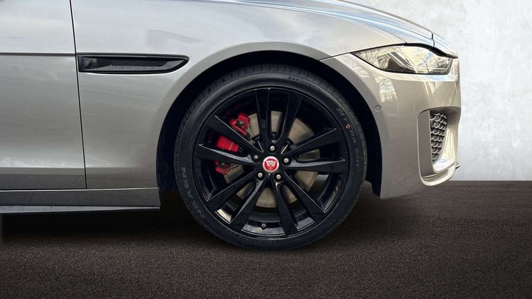 2021 Jaguar XE 2.0 D200 R-Dynamic Black 4dr Auto Saloon Diesel Automatic