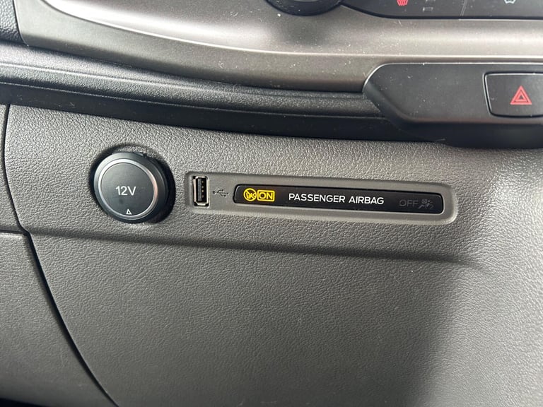 2019 Ford Transit Custom 2.0 340 EcoBlue Trend L2 H1 Euro 6 5dr PANEL VAN Diesel Manual