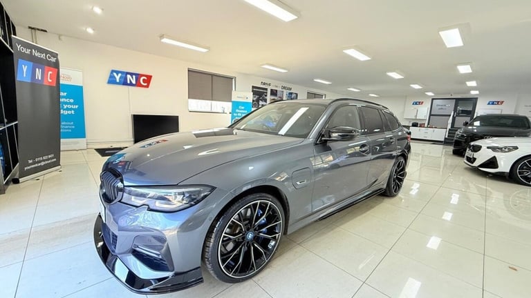 2021 BMW 3 Series 2.0 330e 12kWh M Sport Touring Auto Euro 6 (s/s) 5dr Estate PETROL/ELECTRIC Aut...