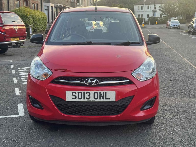 Hyundai, I10, Hatchback, 2013, Manual, 1248 (cc), 5 doors full years mot tax only 20£ years 