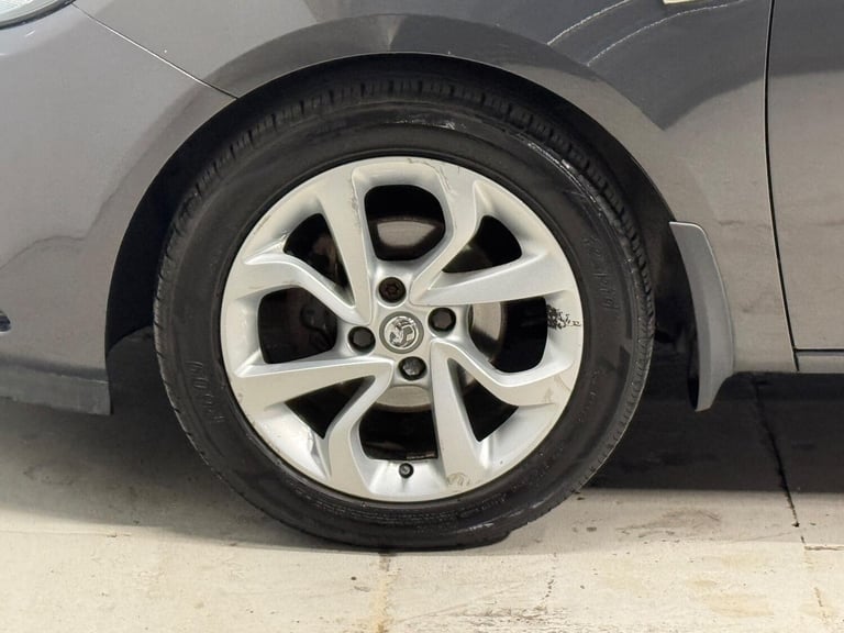 2015 Vauxhall Corsa 1.4 ecoFLEX Excite 3dr [AC] HATCHBACK PETROL Manual