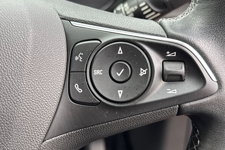 2023 Vauxhall Crossland 99594 Hatchback Petrol Automatic