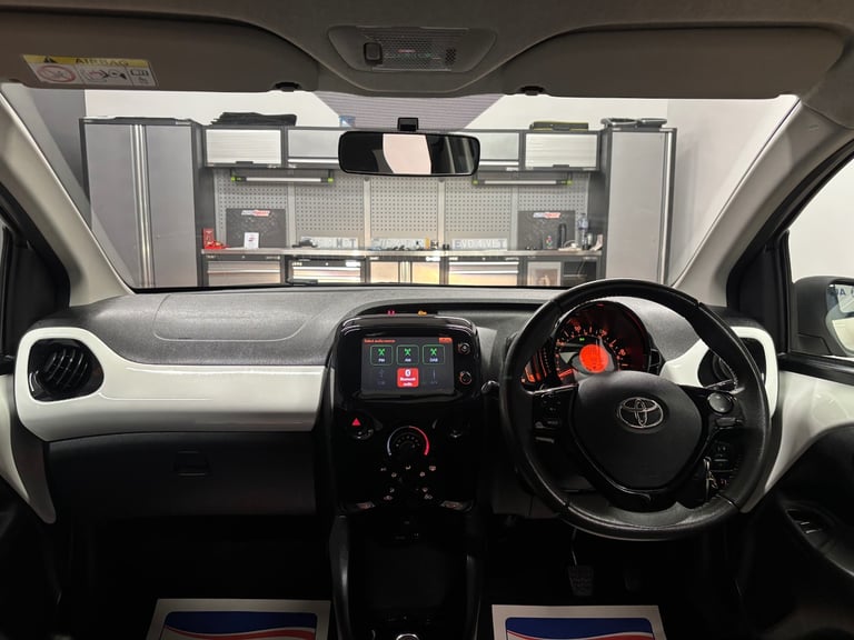 2014 Toyota AYGO 1.0 VVT-i X-Pression 5dr x-shift HATCHBACK Petrol Manual
