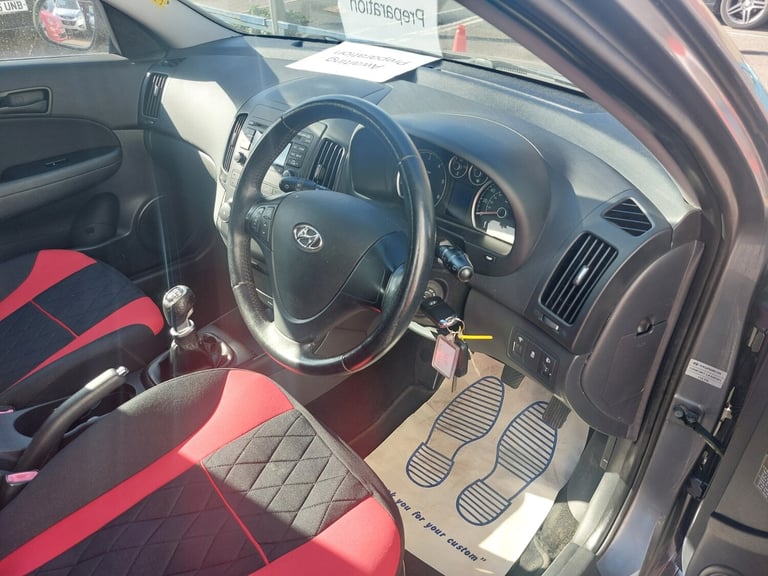 2011 Hyundai i30 1.6 CRDi Comfort 5dr HATCHBACK Diesel Manual